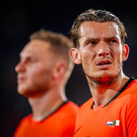 Marten de Roon in het shirt van het Nederlands elftal