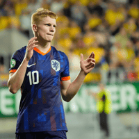 Kees Smit in actie voor Oranje O19