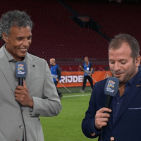 Rafael van der Vaart en Pierre van Hooijdonk bij de NOS