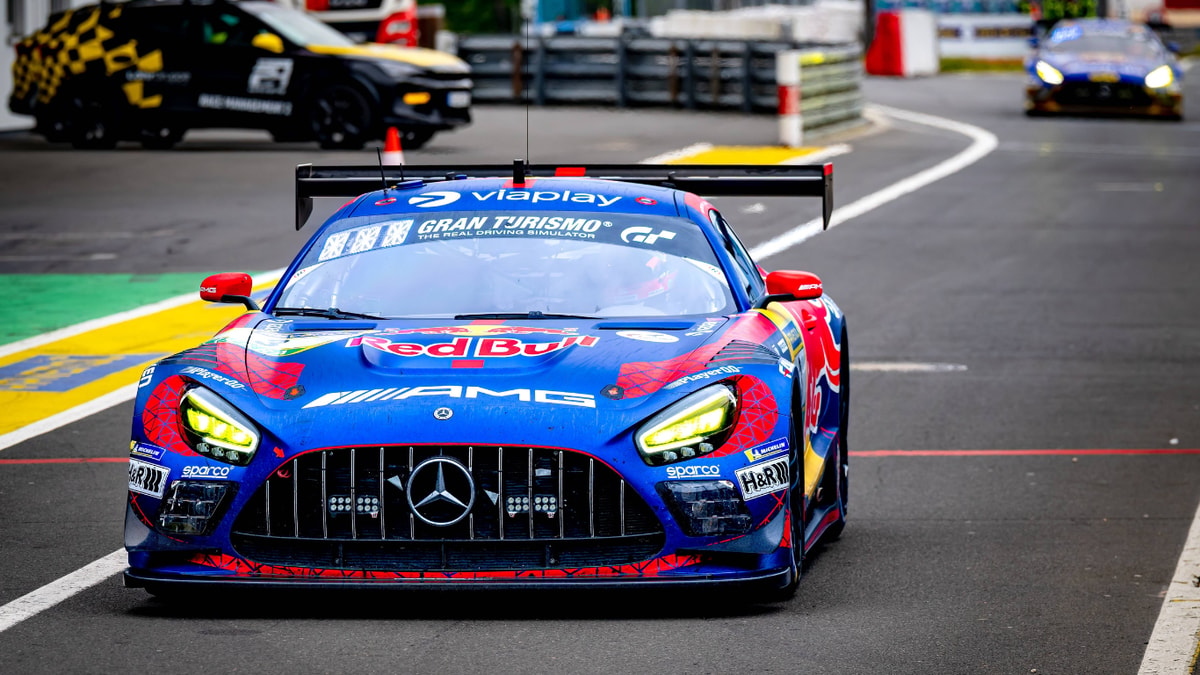 Max Verstappen op de Nürnburgring