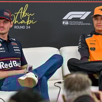 Verstappen oogt opvallend relaxed voor allesbeslissende titelrace in Abu Dhabi