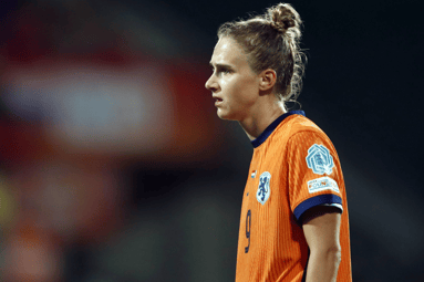 Vivianne Miedema, speelster van de Oranje Leeuwinnen