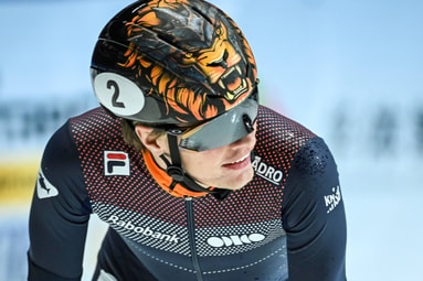 Val van kopman Jens van 't Wout kost olympisch kampioen Oranje vroege uitschakeling