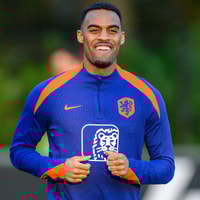 Ryan Gravenberch op het trainingsveld bij het Nederlands elftal