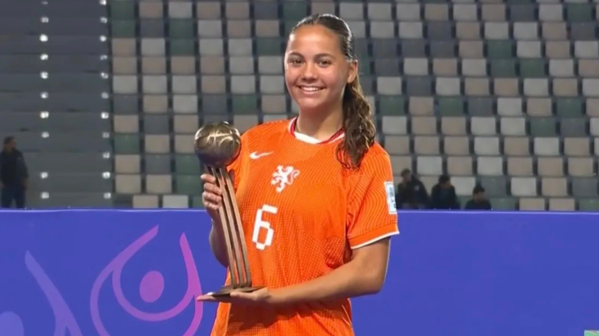 Rosalie Renfurm onderscheiden met bronzen bal