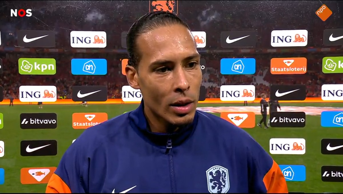 Virgil van Dijk voor de camera van de NOS