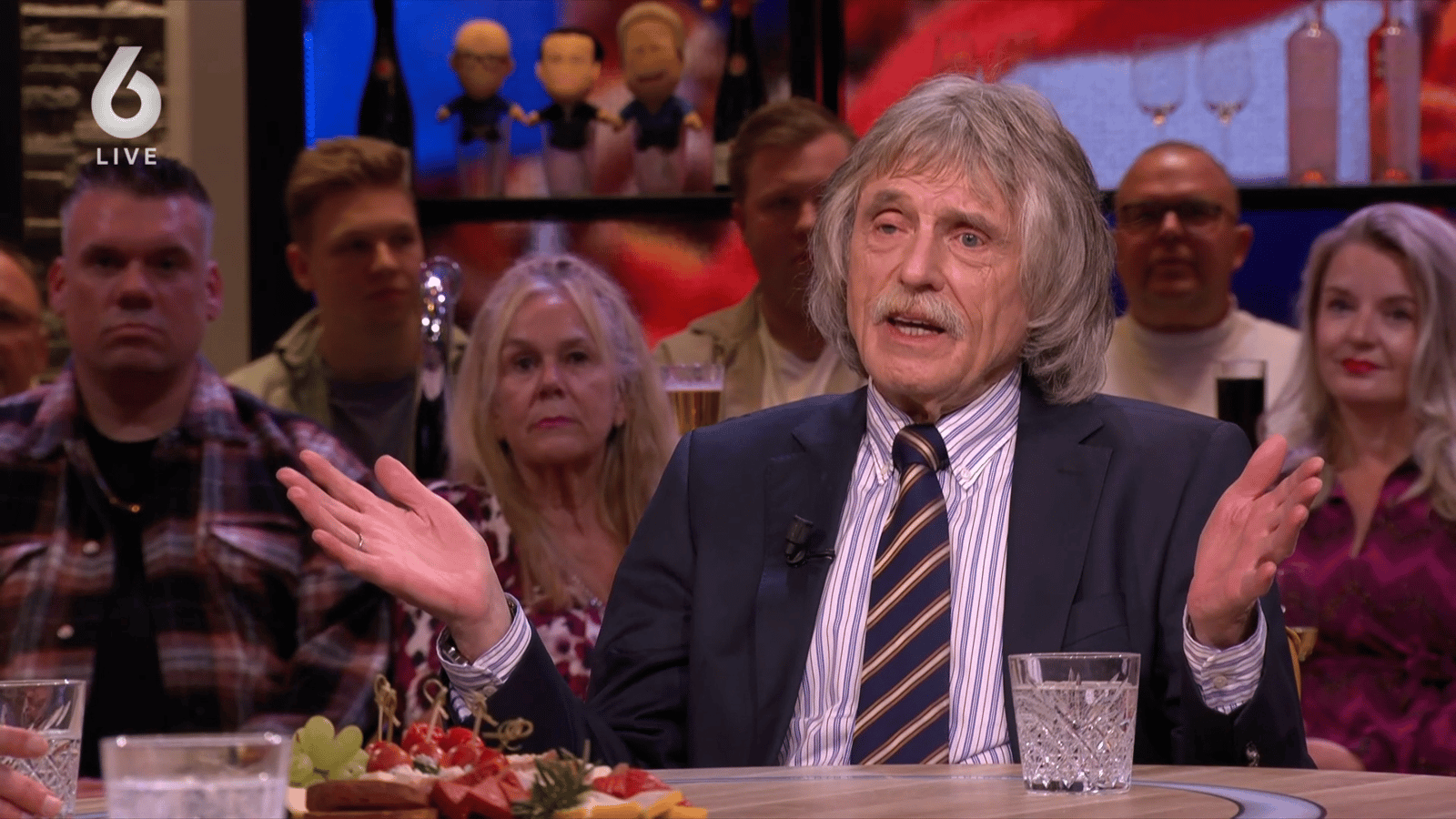 Johan Derksen kritisch op Noa Lang 
