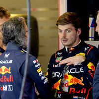 Mekies vol lof: 'Wereld heeft dit jaar nóg briljantere Verstappen gezien'