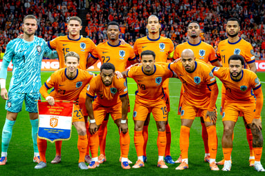 De opstelling van het Nederlands elftal tegen Finland