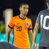Anass Salah-Eddine in actie bij Jong Oranje
