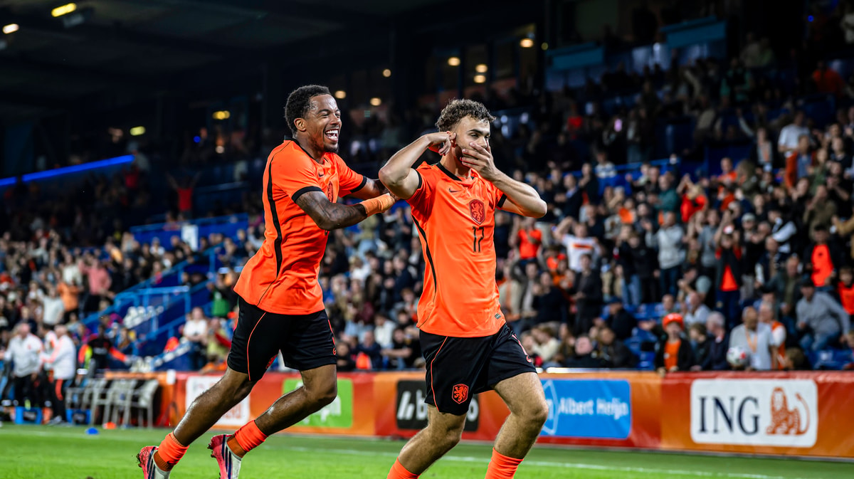 Jong Oranje viert een treffer