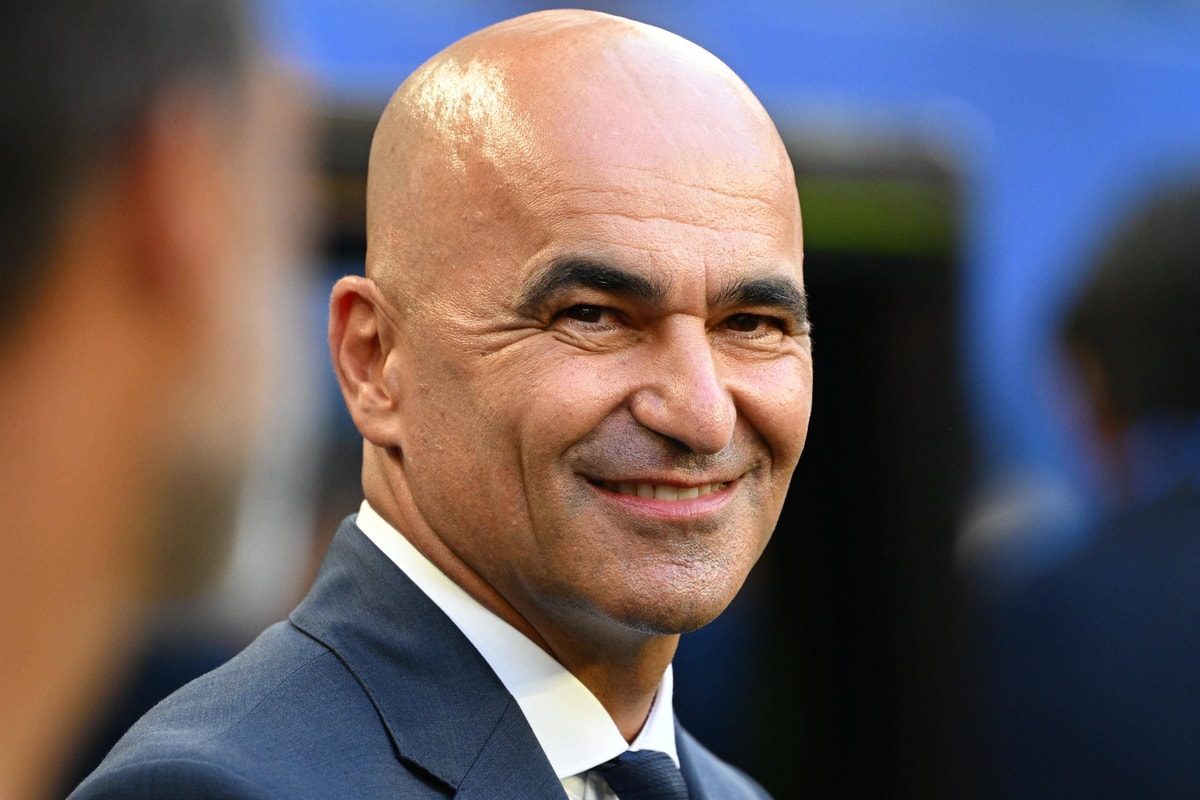 De komst van Roberto Martínez als nieuwe bondscoach van Oranje lijkt plots een stuk verder weg.