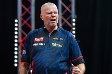 Raymond van Barneveld tijdens Euro Tour