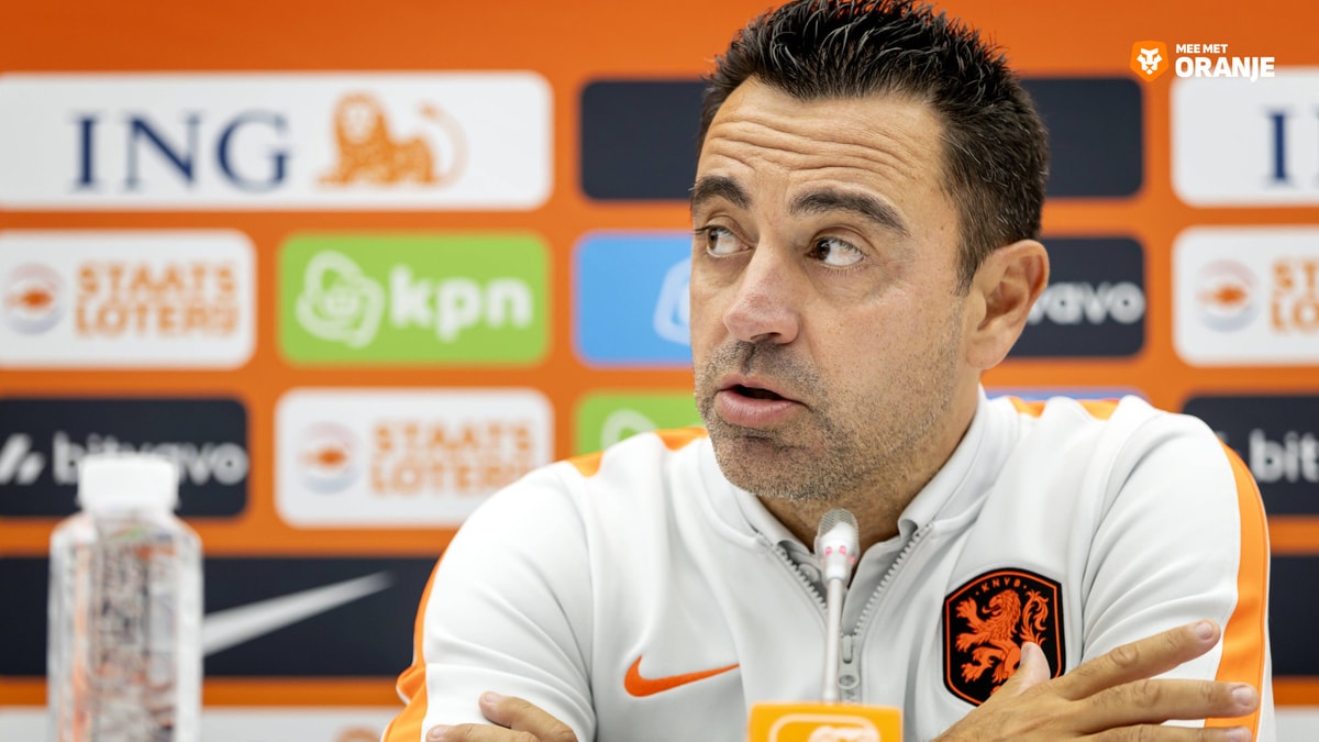 Wesley Sneijder pakt KNVB aan over Xavi: 'UEFA-regel is niet waar'