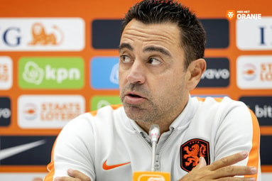 Wesley Sneijder pakt KNVB aan over Xavi: 'UEFA-regel is niet waar'