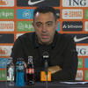 Xavi Hernández tijdens een persconferentie
