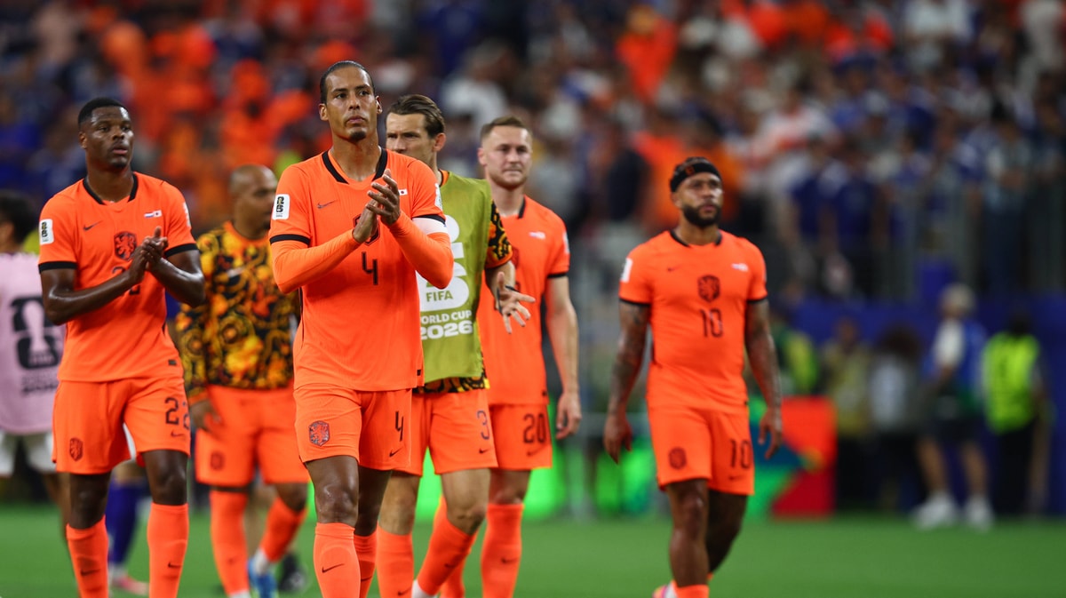 Virgil van Dijk, Denzel Dumfries, Teun Koopmeiners, Memphis Depay en Maarten De Roon