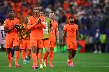 Virgil van Dijk, Denzel Dumfries, Teun Koopmeiners, Memphis Depay en Maarten De Roon