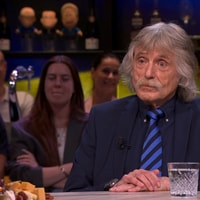 Johan Derksen aan tafel bij Vandaag Inside