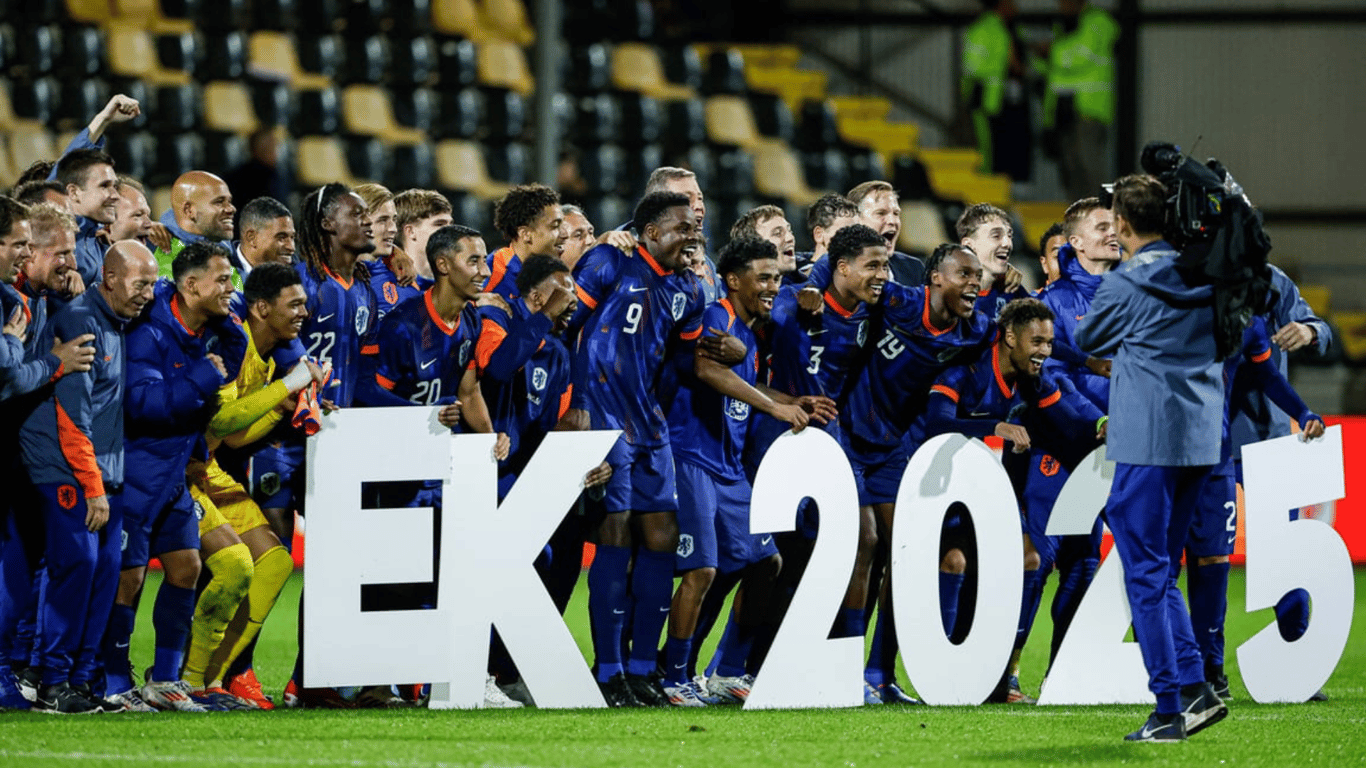 Jong Oranje heeft zich voor het EK Onder 21 van volgend jaar geplaatst.