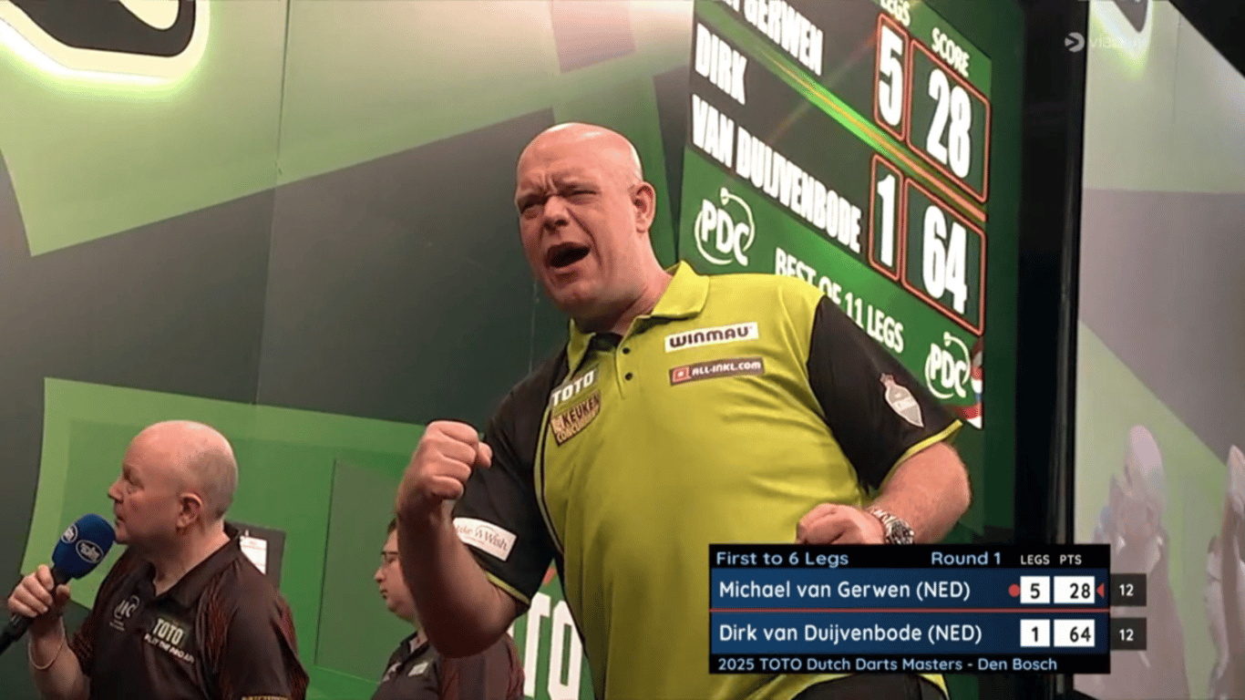 Michael van Gerwen wint overtuigend van Dirk van Duijvenbode