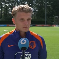 Sem Steijn voor de camera van Vandaag Inside