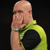 Michael van Gerwen pijnlijk onderuit in de WK-finale