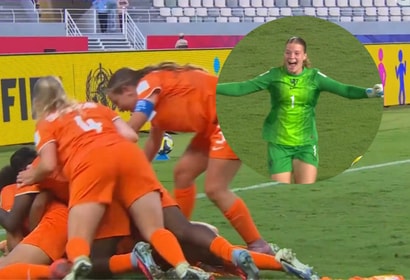 Oranje O17 viert het bereiken van de halve finales