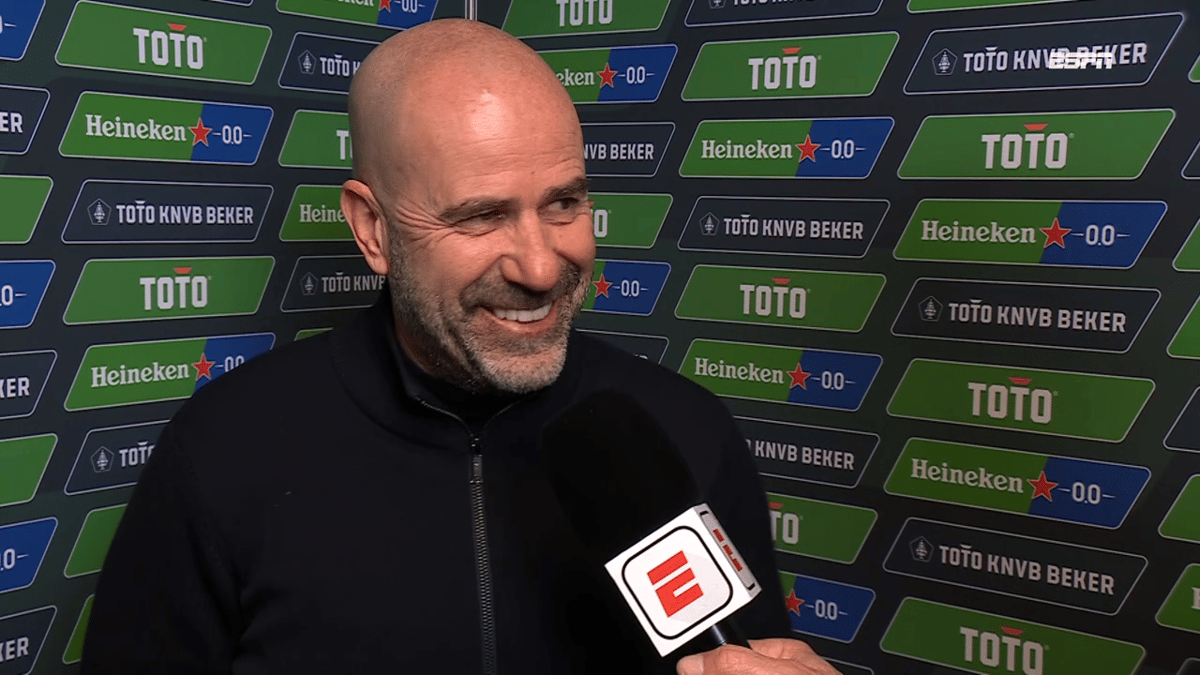 Peter Bosz voor de camera bij ESPN