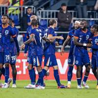 De rugnummers van Het Nederlands elftal viert een doelpunthet Nederlands elftal op het EK in Duitsland.