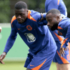 Brian Brobbey (links) en Lutsharel Geertruida