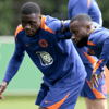 Brian Brobbey (links) en Lutsharel Geertruida