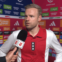 Davy Klaassen voor de camera van ESPN