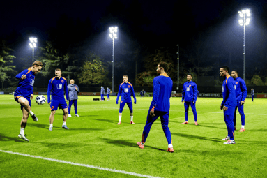 Oranje-internationals tijdens de training van het Nederlands elftal