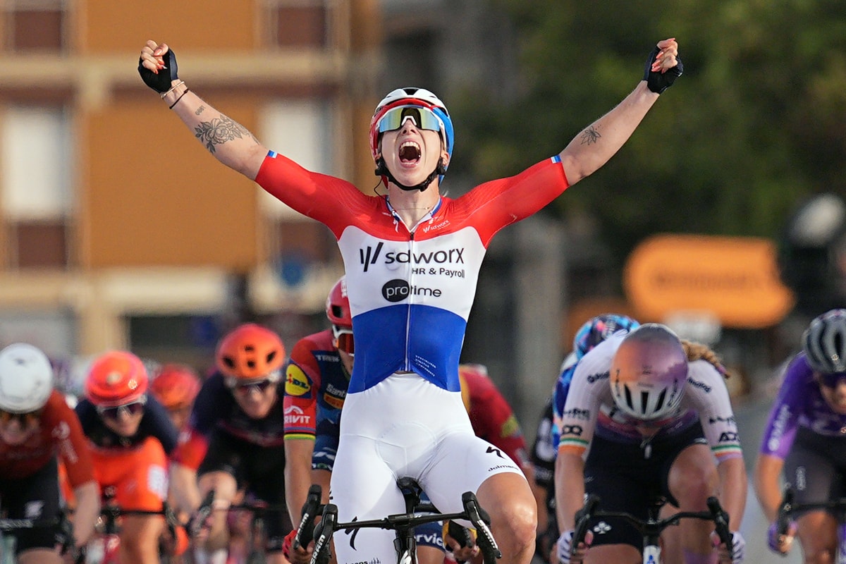 Lorena Wiebes wint