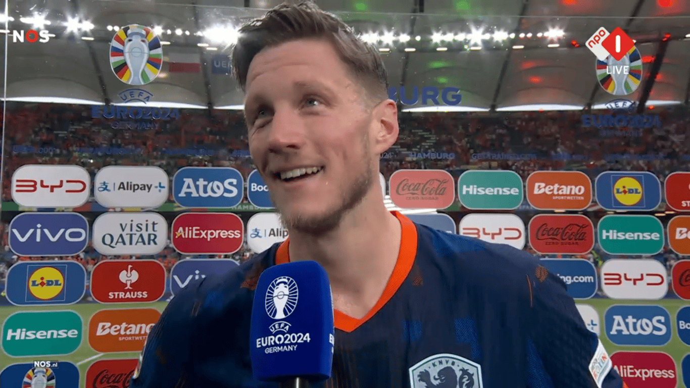 Wout Weghorst na de EK-wedstrijd tussen Polen en Nederland (1-2)