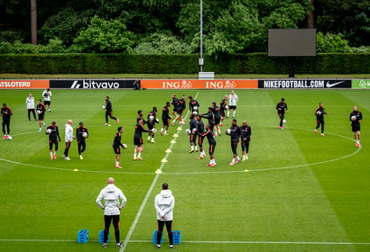 Het Nederlands elftal tijdens een training