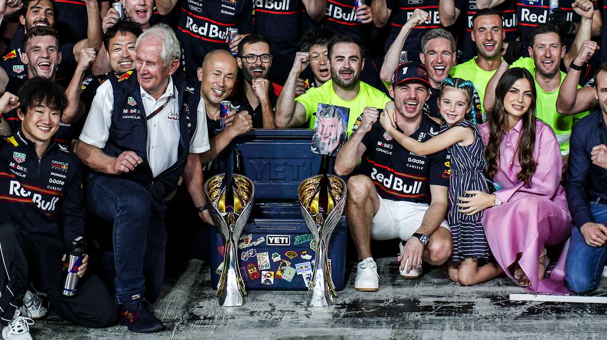 Max Verstappen en Kelly Piquet