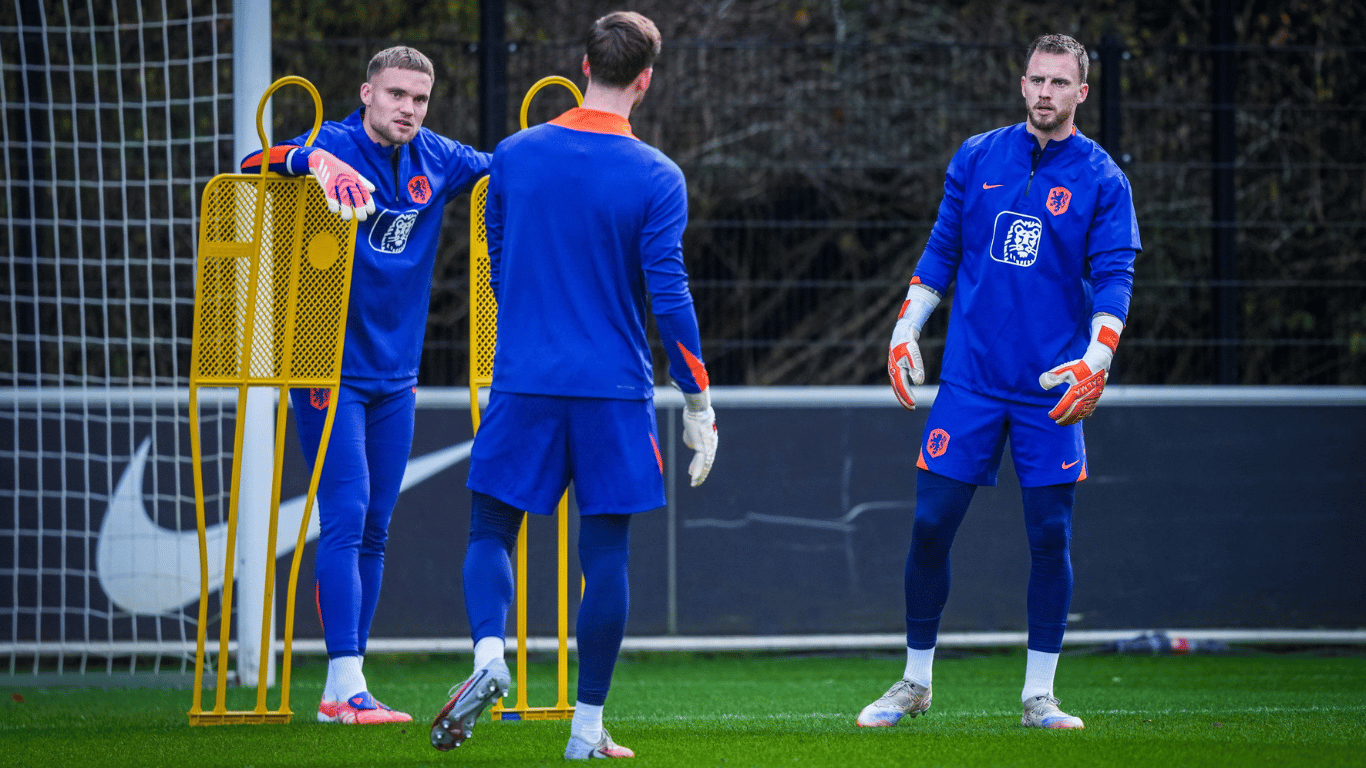 De doelmannen van het Nederlands elftal tijdens de training