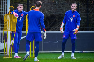 De doelmannen van het Nederlands elftal tijdens de training