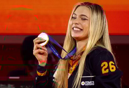 Jutta Leerdam met haar gouden medaille