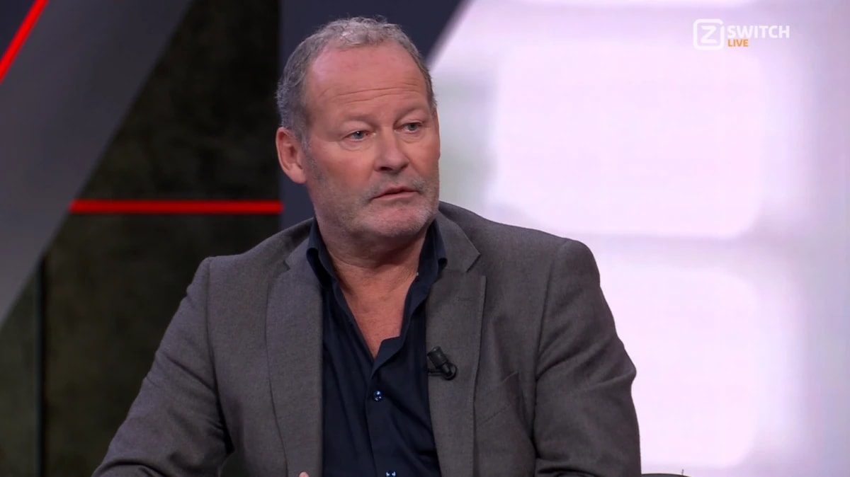 Danny Blind in de studio van Ziggo Sport