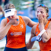 Benthe Boonstra en Roos de Jong hebben zilver veroverd op het WK roeien in Amsterdam.