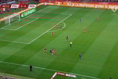 Memphis Depay verspeelt de bal