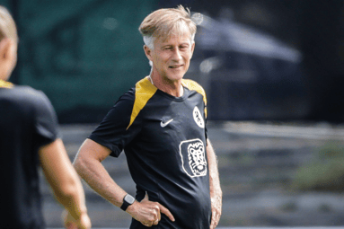Andries Jonker, oud-bondscoach van de Oranje Leeuwinnen