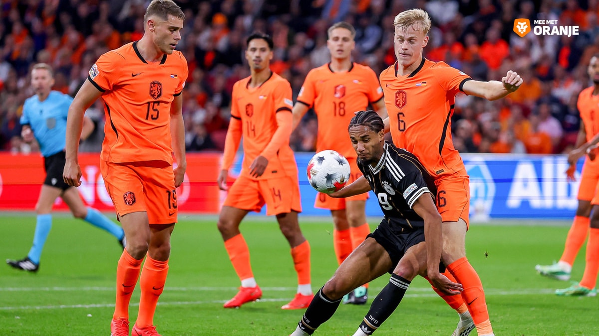 KNVB deelt stadionverbod van vijf jaar uit aan jonge veldbetreder