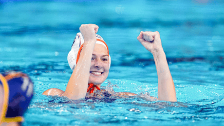 Simone van de Kraats in actie voor Nederland