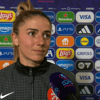Daniëlle van de Donk voor de camera van de NOS