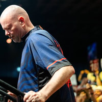Raymond van Barneveld 