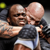 Melvin Manhoef in actie